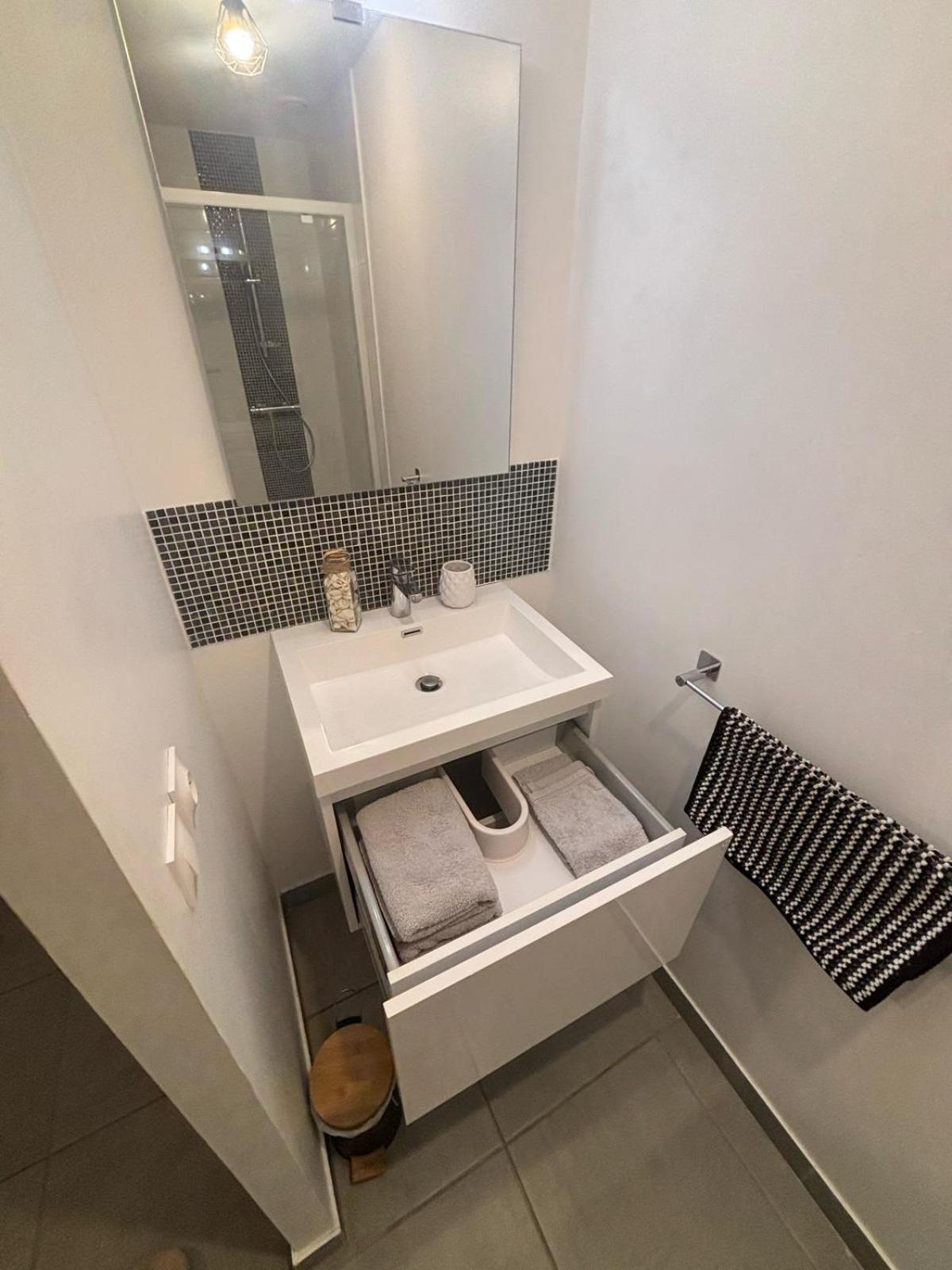 Appartement En Aveyron Aubin  Exteriér fotografie